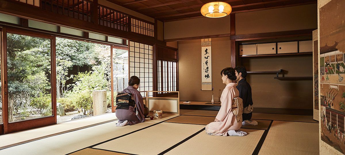 Authentic Tea Ceremony in Kyoto historic machiya