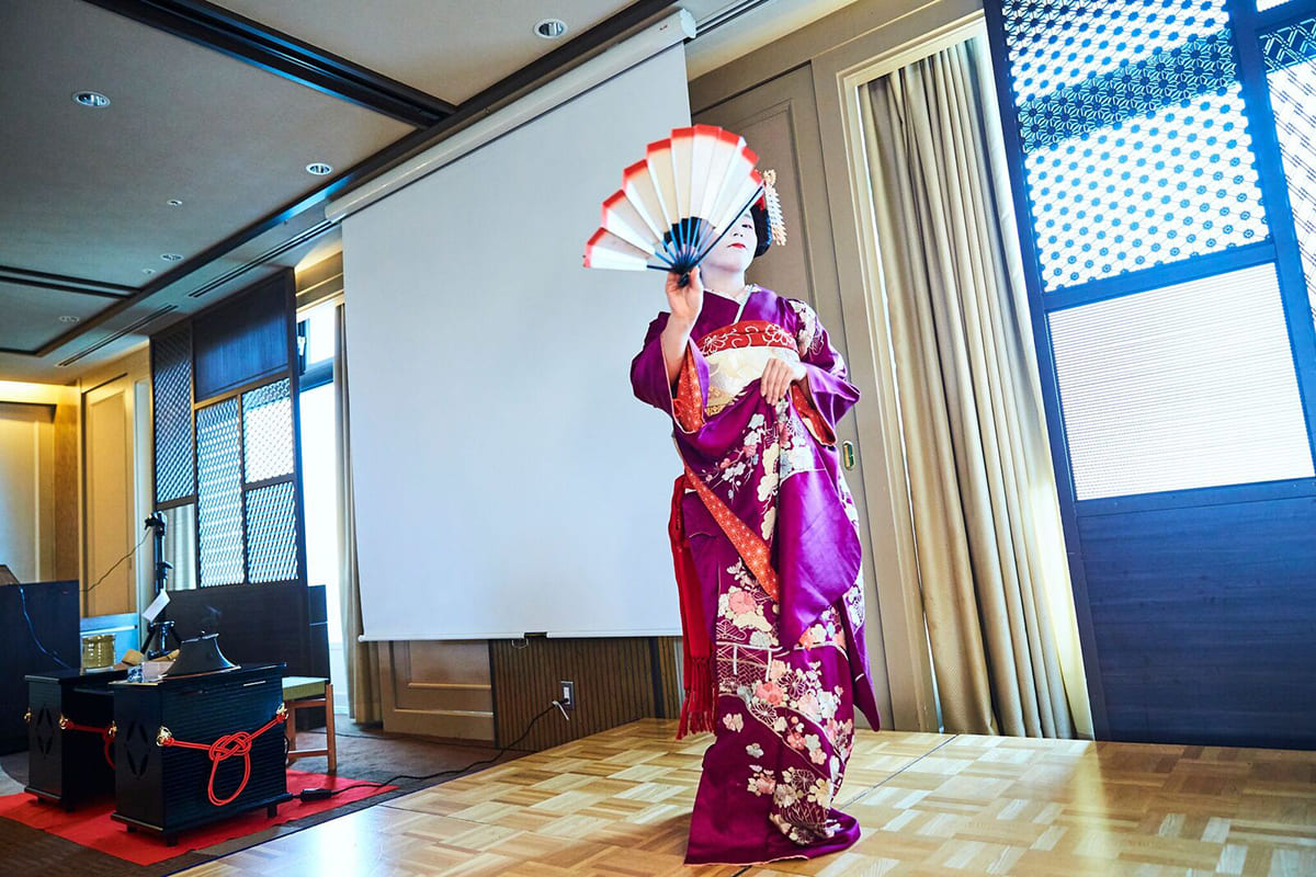 geisha show osaka and kyoto