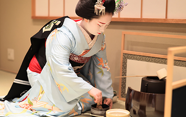 Geisha Tea Ceremony Kyoto