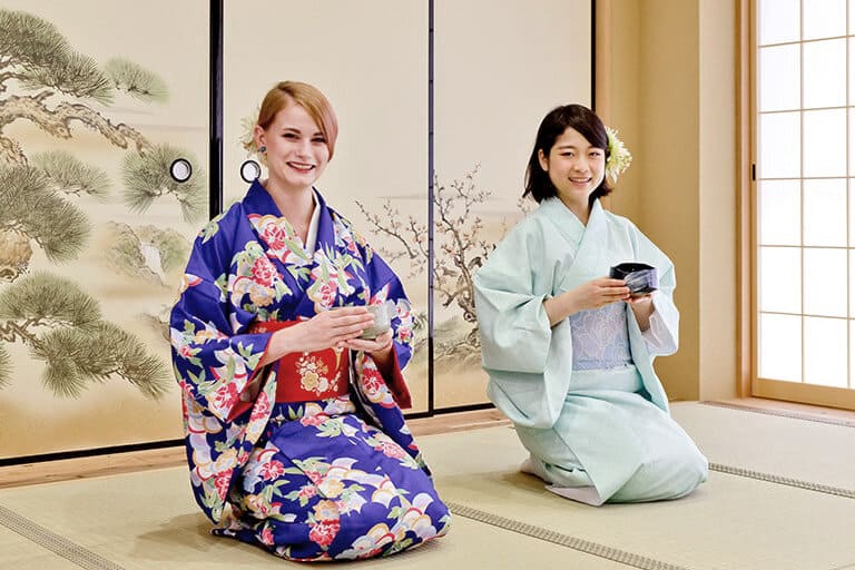 Kimono + Tea Ceremony