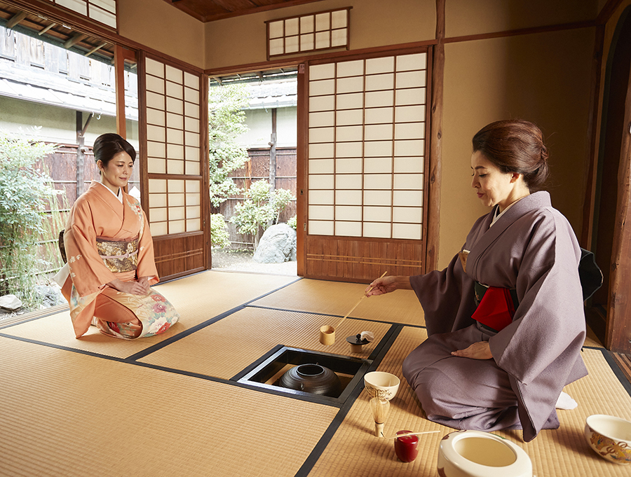 着物レンタルと茶道体験京都