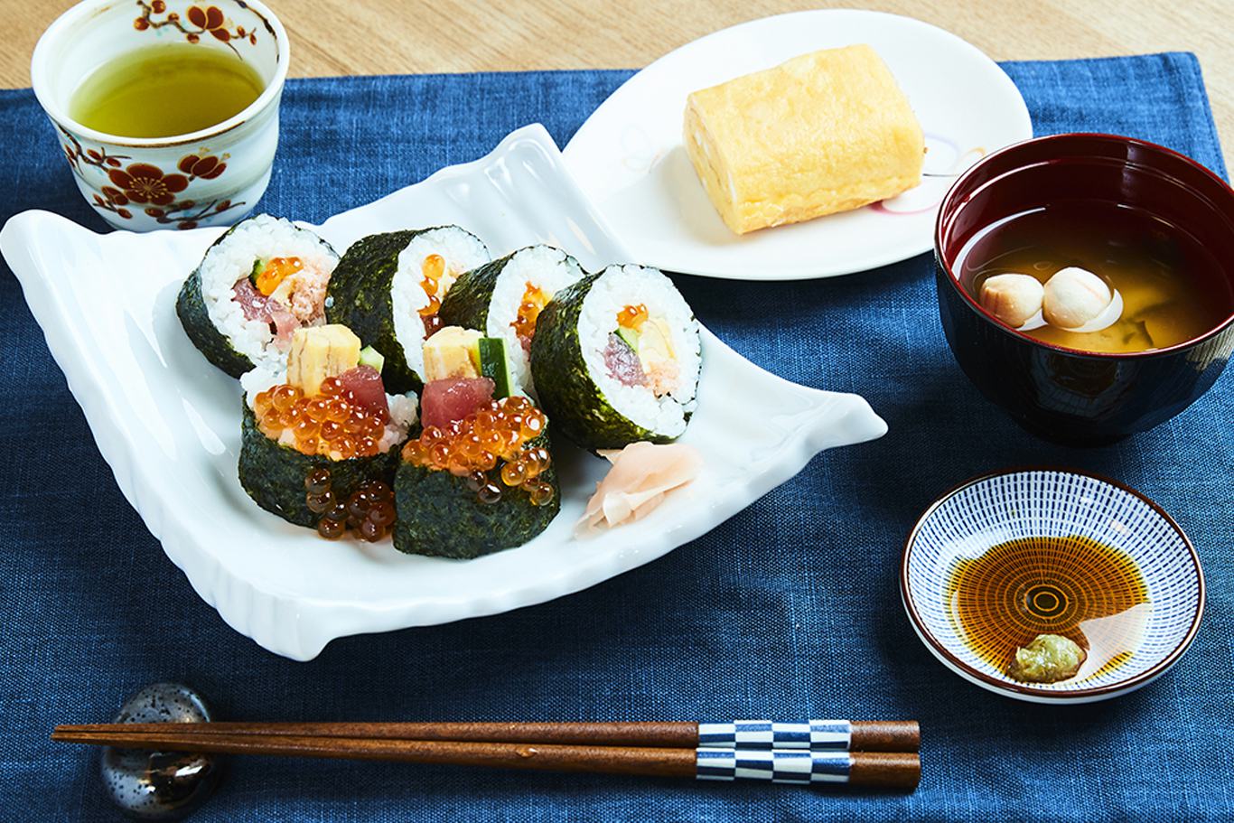 Суши при простуде. Кимоно саке суши. Japanese Cooking. Можно роллы на грудном вскармливании. Sushi Cooking show.