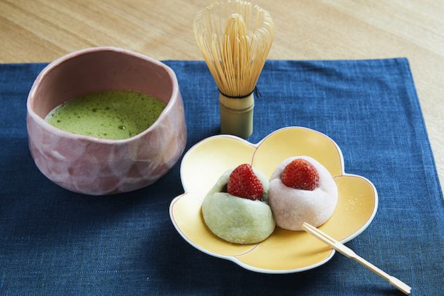 大阪で和菓子作り＋茶道体験