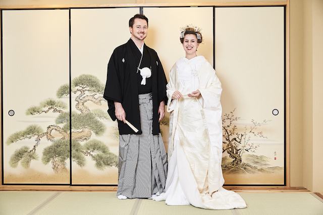 京都での新婚旅行 和装ウェディングフォト体験 Tea Ceremony Japan Experiences Maikoya