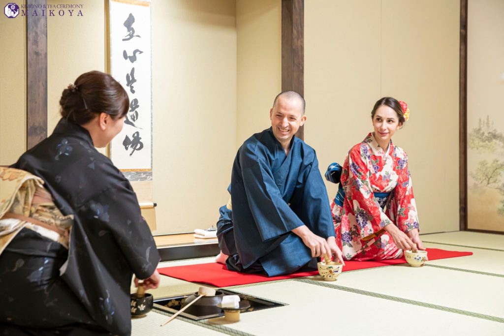 Tea Ceremony with Kimono Experience in Tokyo