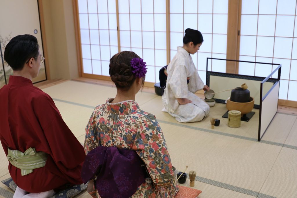 kimono tea ceremony