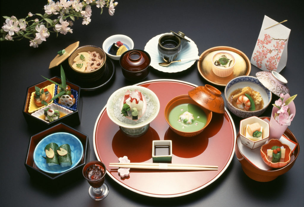 Kimono Tea Ceremony & Japanese Kaiseki Dinner in Tokyo