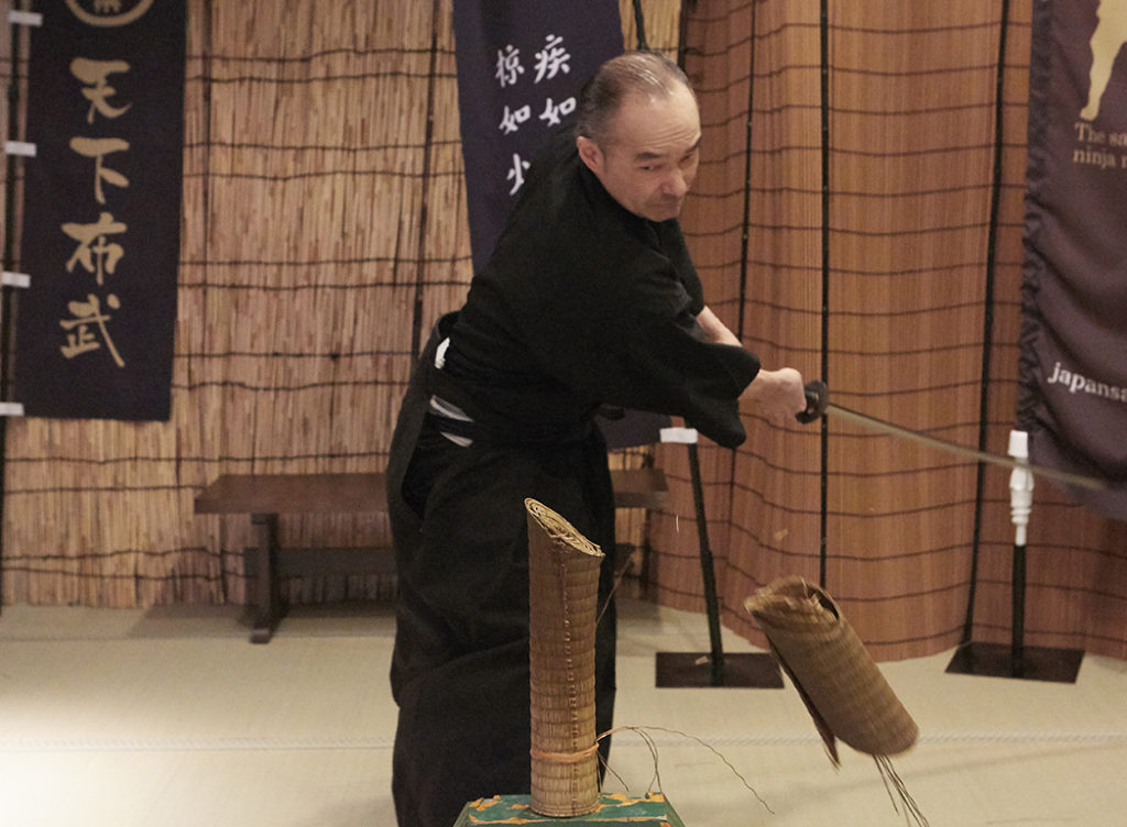 Samurai sword experience (Need to Travel From Osaka to Kyoto)