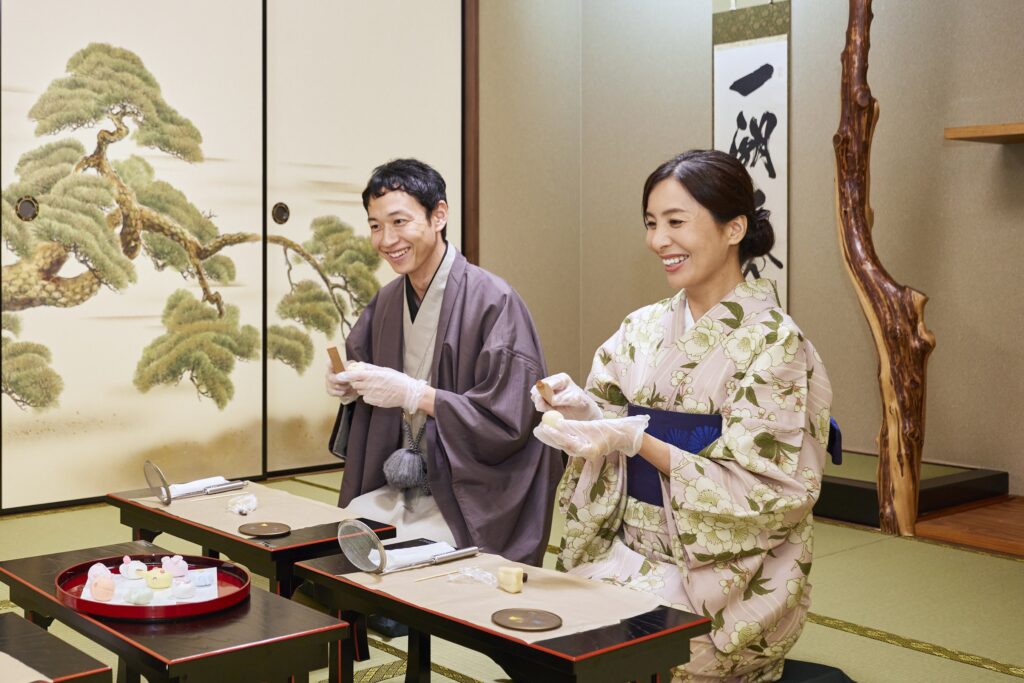 Sweets Making & Kimono Tea Ceremony Gion Kiyomizu – at the Registered Cultural Property