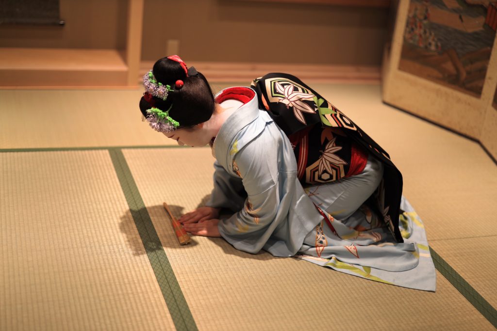 Etiquette in Japan, Moral behavior rules in Japan, Manners Tea