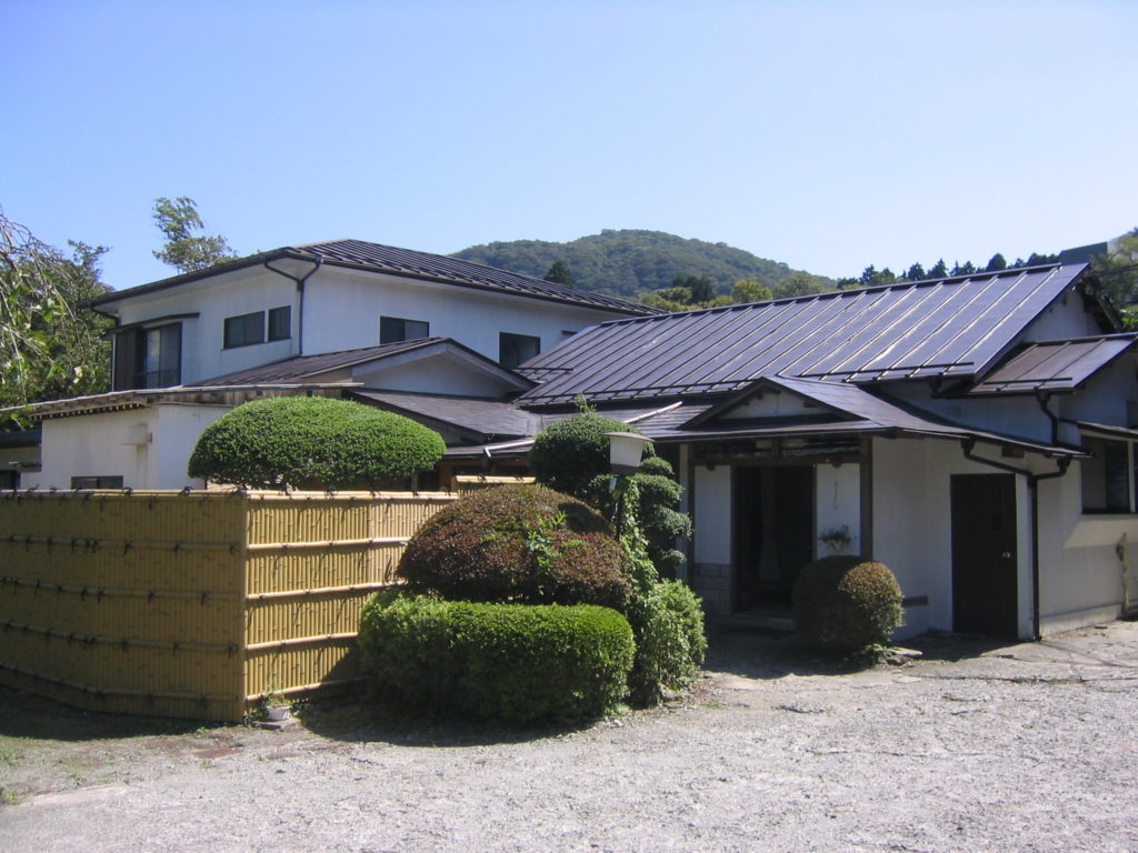 Fuji-Hakone Guest House, fujihakone.com