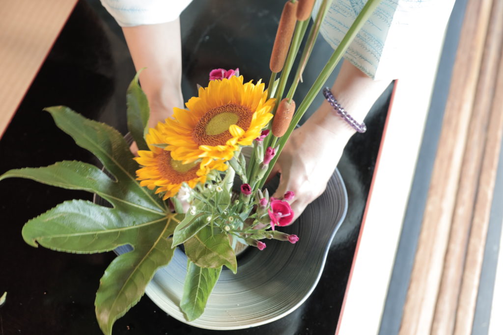 Ikebana Explained: A Guide to Japanese Flower Arranging - Sunset