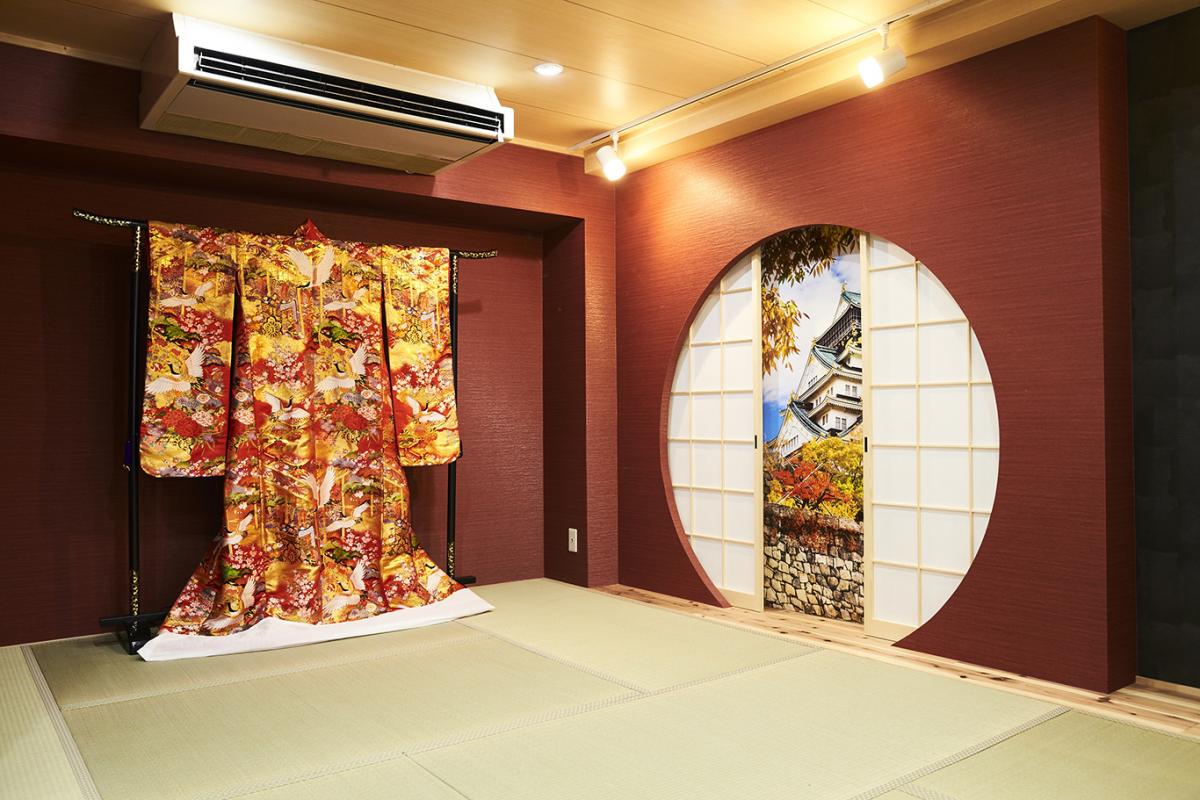 Yumeoriyakata (traditional Japanese costume photo studio)